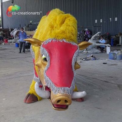 खरीदें दो वयस्कों के लिए स्नोप्रूफ पीला जंगली सूअर कॉस्टयूम एनिमेट्रॉनिक्स online manufacture